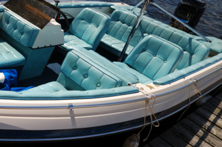 boat interior cleaning